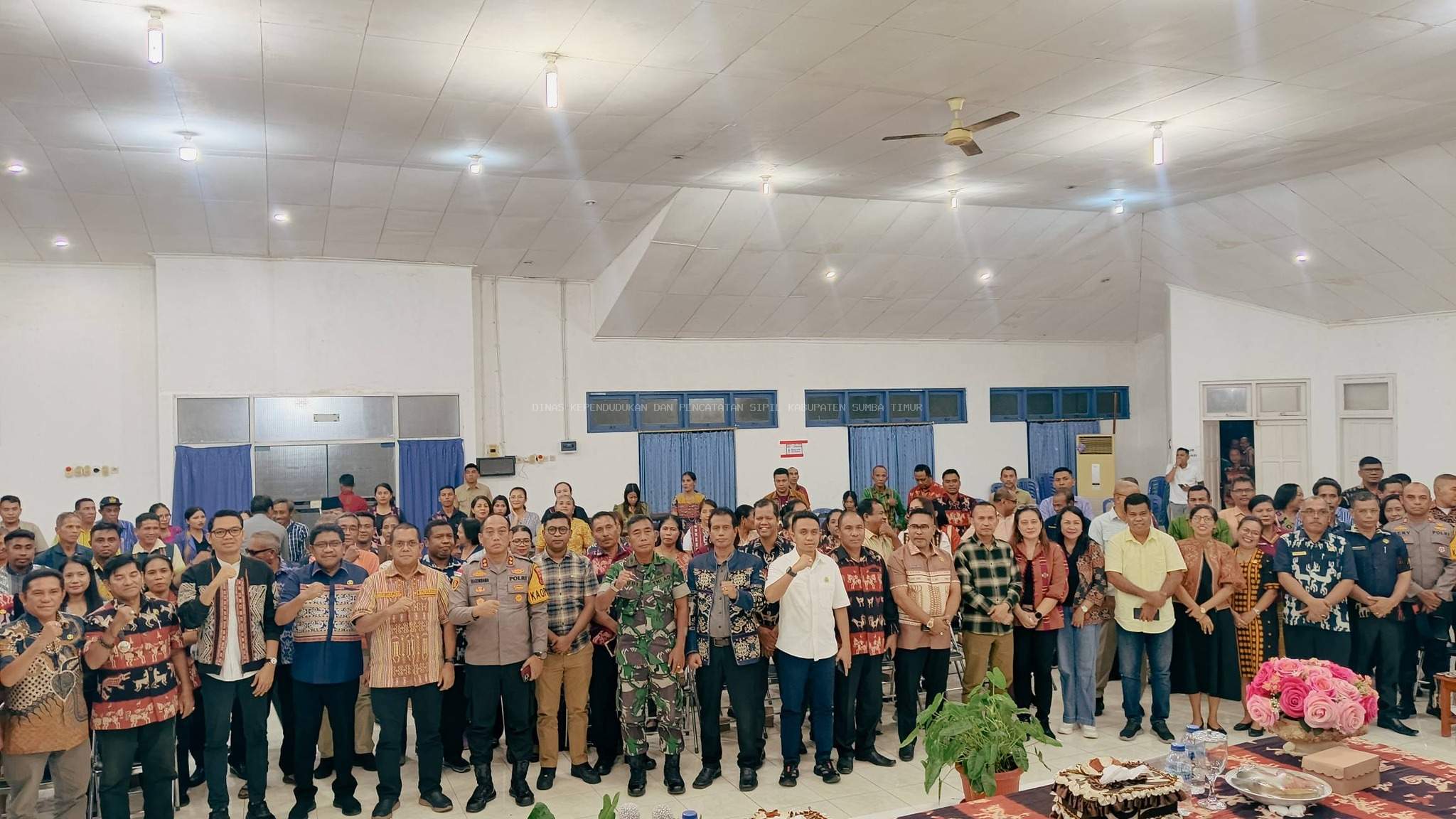 Kunjungan Kerja Gubernur NTT dan Pertemuan Bersama Pemangku Kepentingan di Kabupaten Sumba Timur  Dalam rangka memperkuat sinergi pembangunan daerah, Melkiades Laka Lena melaksanakan kunjungan kerja k