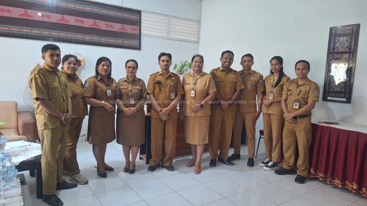 Rapat Tim Penyusun Profil Kependudukan Kabupaten Sumba Timur Tahun 2026